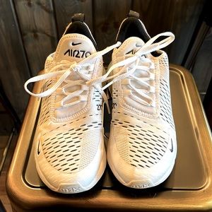 Women’s Nike AirMax270